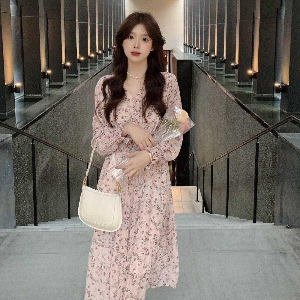 Aesthetic Flower Printing Dress Vintage V-neck Collar Dress Bohemian Chiffon Dress Formal Occasion