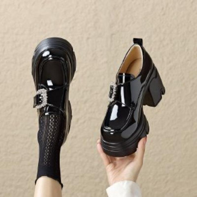 Simple, Fashionable and Versatile Single Women's Shoes