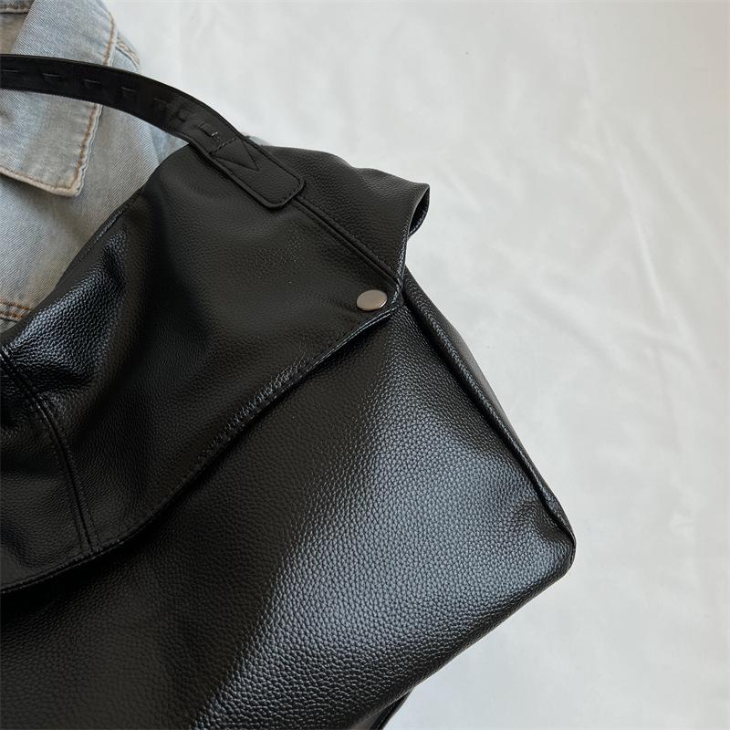 Korean Style Solid Color Large-Capacity Tote Bag - Women's Fashion Crossbody and Shoulder Bag