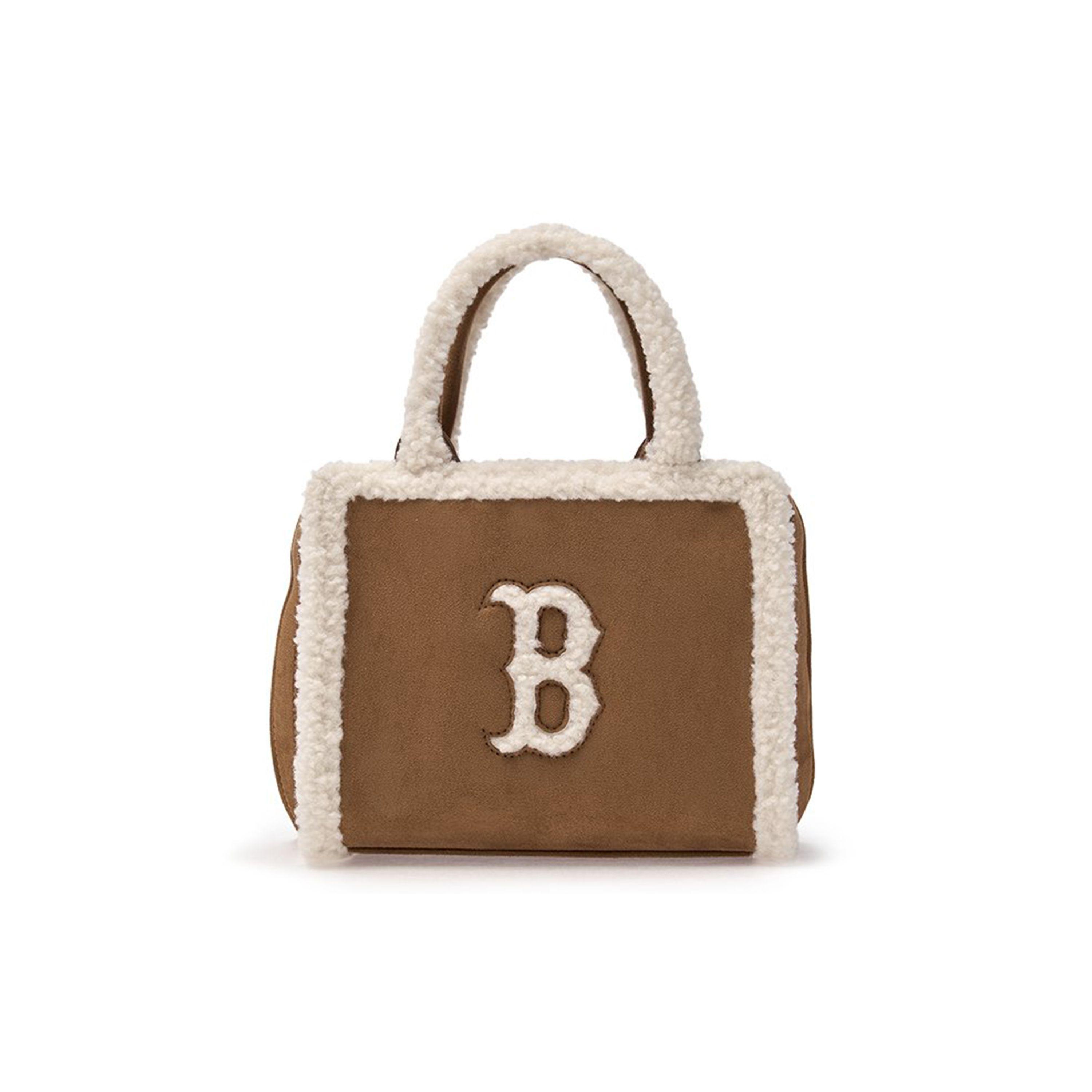 MLB 24FW Boston Red Sox Fashion Lamb Fleece Large Capacity Square Bag Unisex Tote Bag Camel 3AORS0746-43CAS Camel