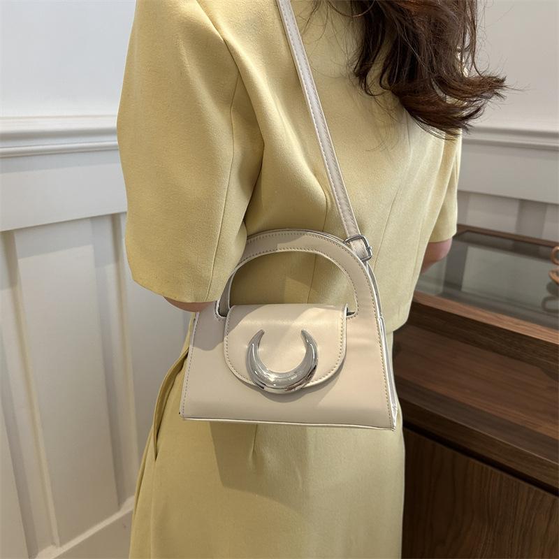 Small Fresh Bag for Women In Summer New Casual Solid Color One-shoulder Crossbody Bag for Women's Beautiful Hand-held Small Square Bag