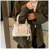 Han simple casual portable women's bag 2026 early spring new fashion commuting solid color versatile shoulder messenger bag bag