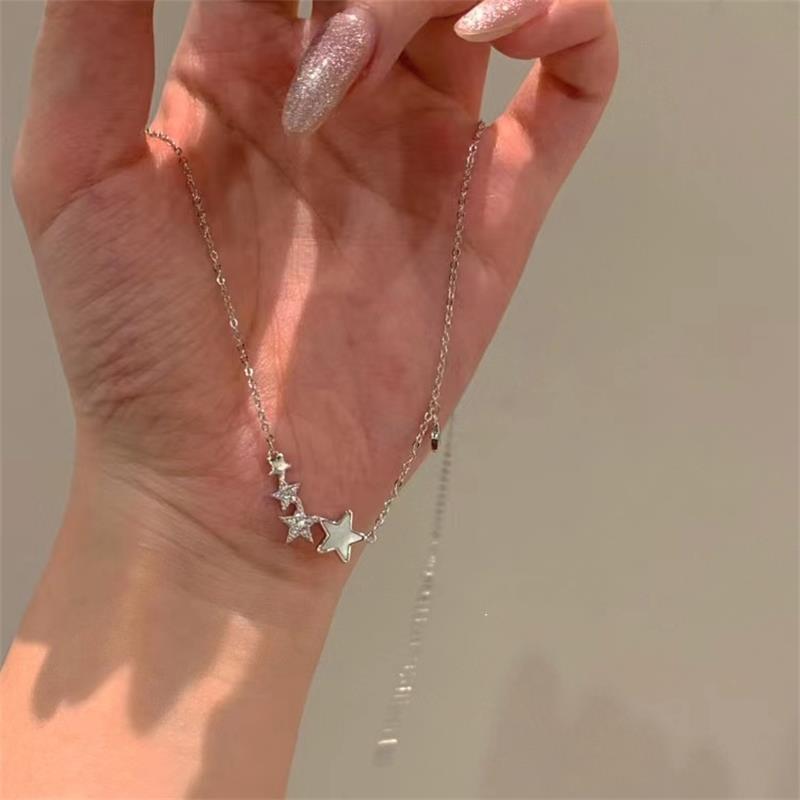 Romantic Starry River Necklace: Women's Luxury Star Pendant with Cool, Minimalist Style