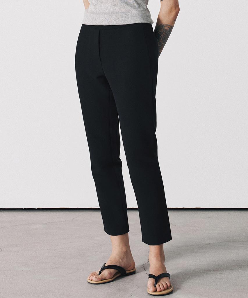 Aesmoeo Liz Slim Fit Slacks (Black)