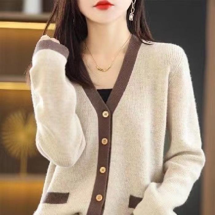2023 Color Block V-neck Knit Cardigan: Korean Style, Loose Fit for Women, Trendy Spring/Autumn Sweater Outerwear.