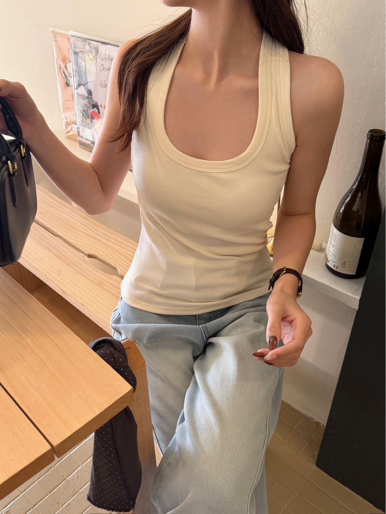 Plus Size Korean Style Wide Shoulder Racerback Vest for Women - Slimming, Body-Shaping, Sleeveless, Covers Underarm, Beautiful Back Top. L (100-125 jin)