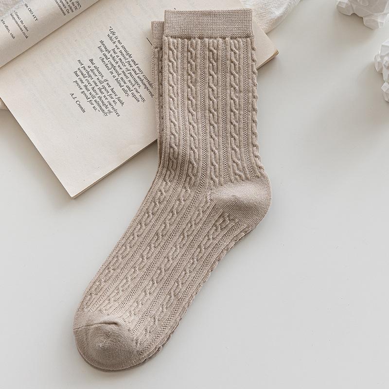 Women's Knitted Knitted Knitted Cotton Mid-calf Socks, Trendy, Versatile, Retro, Versatile and Warm Pile Socks