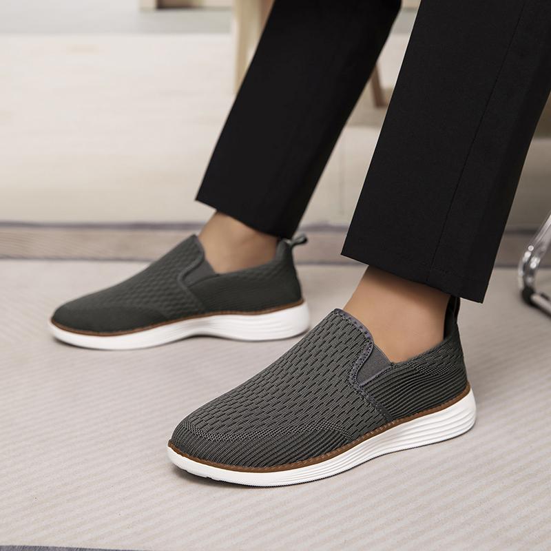 Mesh Breathable Casual Sneakers for Men Lightweight Soft Soled Men's Vulcanized Shoes Wear-resistant Walking Shoe Big Size 39-48