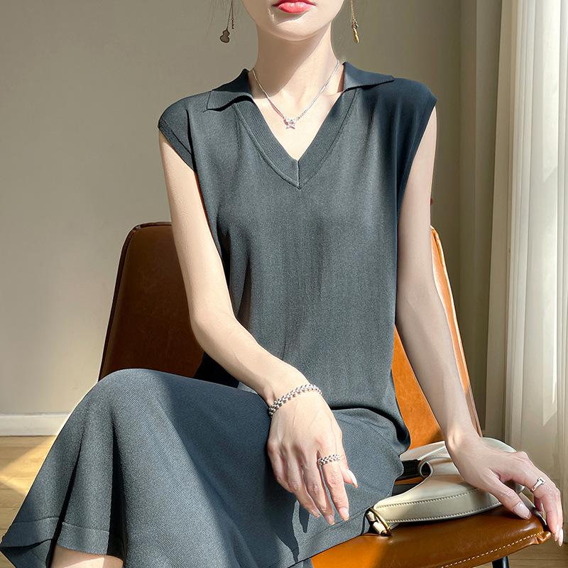 2024 Summer Sleeveless French-Style Loose Beaded Lapel Sweater Dress