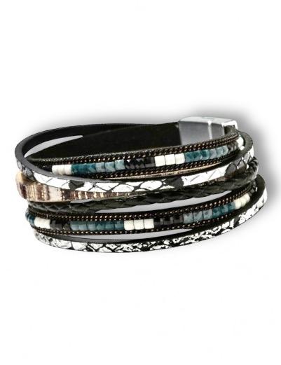 Men' braided bracelet with silver cross. Magnetic clasp. 23cm