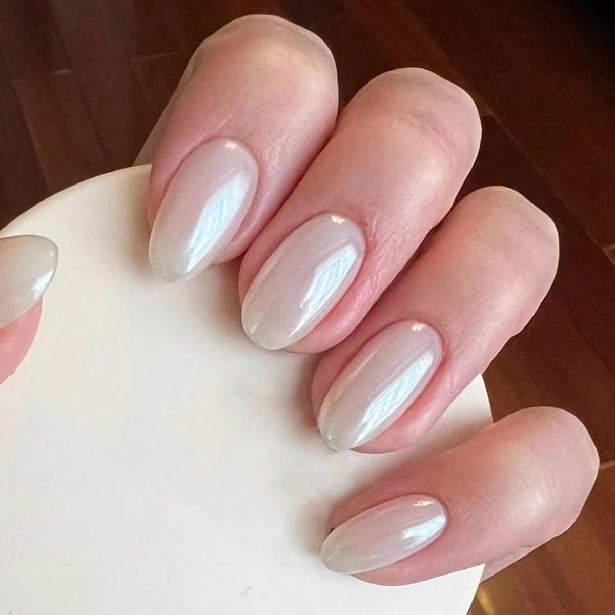 

Hailey High-End French White Edge Nail Tips - 24 Boxed Wearable False Nails
