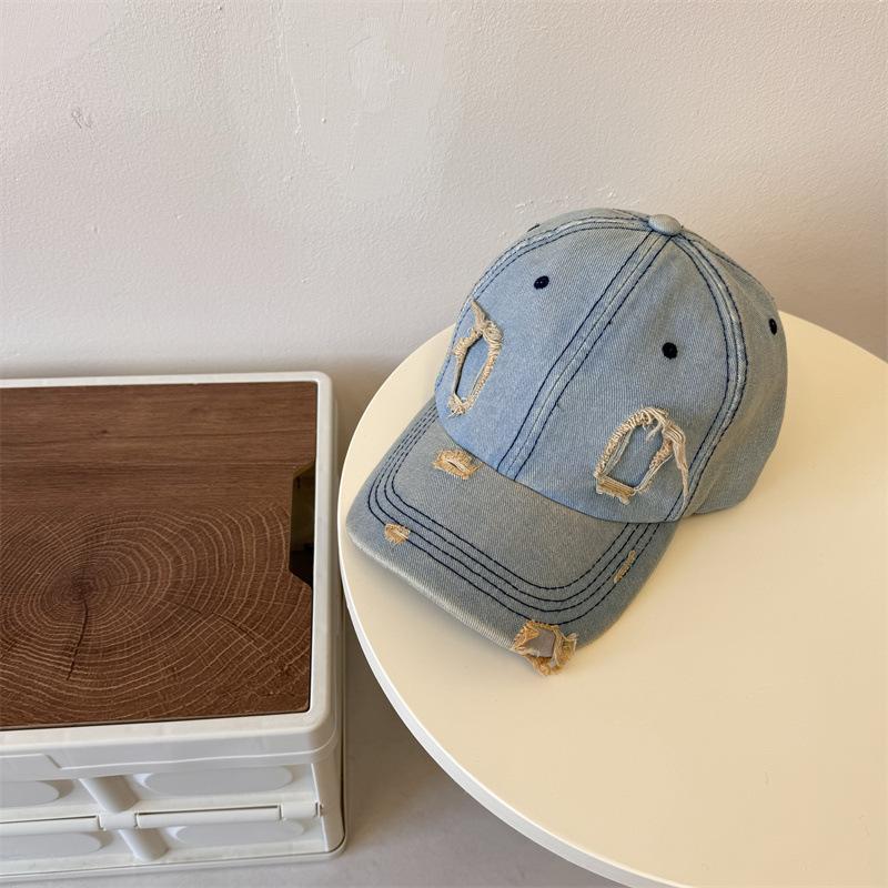Ripped Denim Cap Women's Winter New Retro Old Fashion Personality Curved Brim Soft Top Show Face Small Baseball Cap