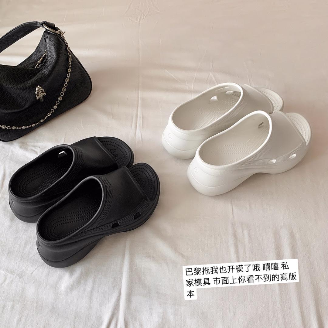 

Spot [Su Yinyin of the same style] Paris mop~ Stepping on shit feels thick bottom increases slope heel slippers women s beach sandals summer 35