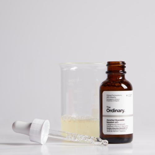 THE ORDINARY Solución de glucósido de ascorbilo al 12% 30 ml