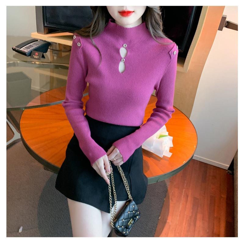 Autumn and Winter Women's Knitwear Half-high Neck Bottoming Shirt Inside The Hollow Beaded Knitwear Long-sleeved Tops
