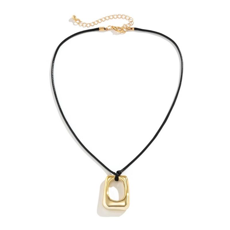 Pendant Chokers Chain Necklace Irregular Shaped Pendant Necklace Alloy Material Party Jewelry for Girls Women Gifts