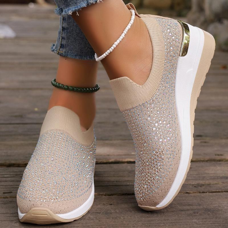 2026 Autumn Fashion New Women's Solid Color Simple Slip-On Rhinestone Decorated Breathable Sneakers