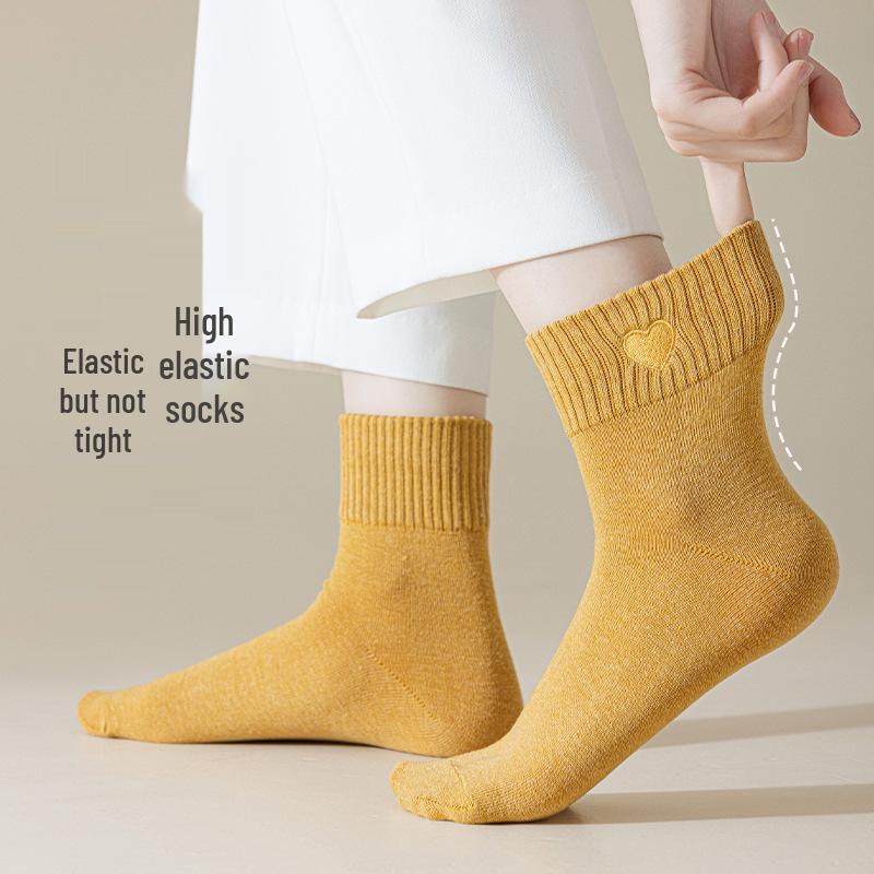 Women's Heart Embroidery Mid-Calf Cotton Socks – Solid Color, Sweat-Absorbing, Odor-Resistant, Ideal for Spring & Summer.