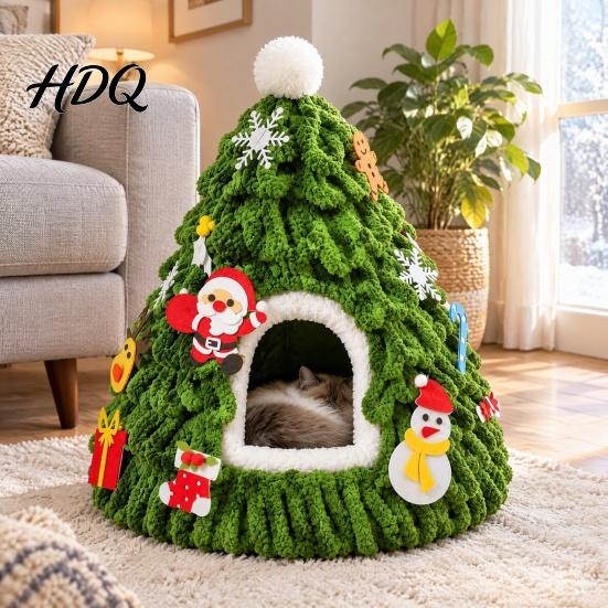 Tree Shaped Cat Bed Christmas Bed Foldable Semi-Enclosed Felt Cave 3D Gift for Cats Holiday Pet House Soft Yarn Hideaway Indoor Cats Xmas