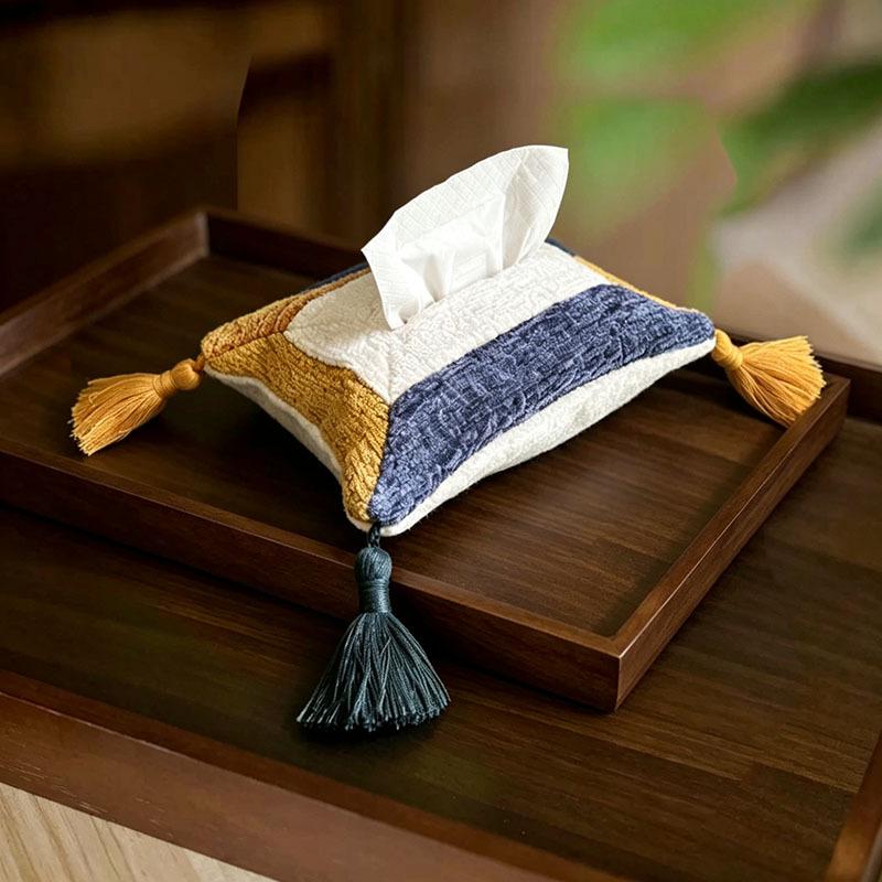 Ancient-Style Handmade Tassel Tissue Bag with Custom Color Block Design for Restaurants and Bathrooms