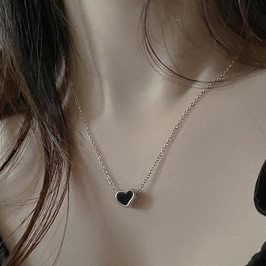 Damen Chirurgenstahl Schwarz Silber Schickes Herz Halskette