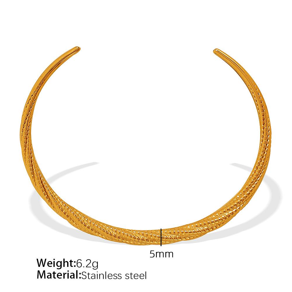 French retro niche new Chinese hollow striped bracelet titanium steel fashion exquisite polished open stacked bracelet