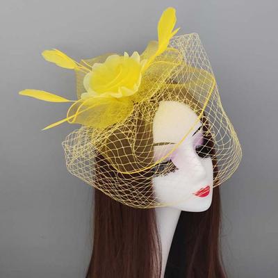 Hoofddeksels – Fascinator hoedjes