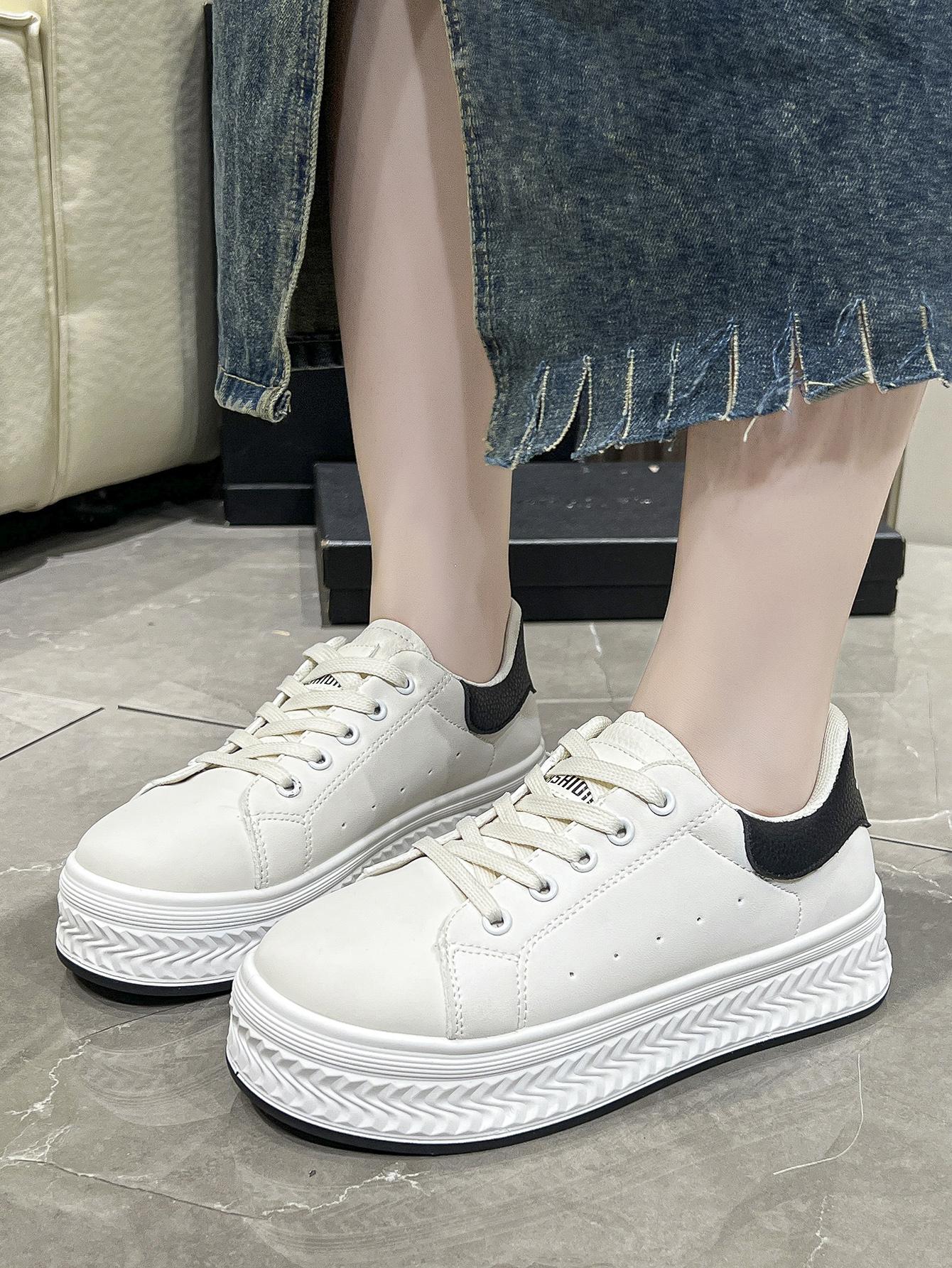 

Женская обувь Летняя дышащая обувь 2023 года Новые белые туфли Модные туфли для скейтбординга Универсальные повседневные осенние спортивные туфли на толстой подошве Белые модные туфли 40 чёрный