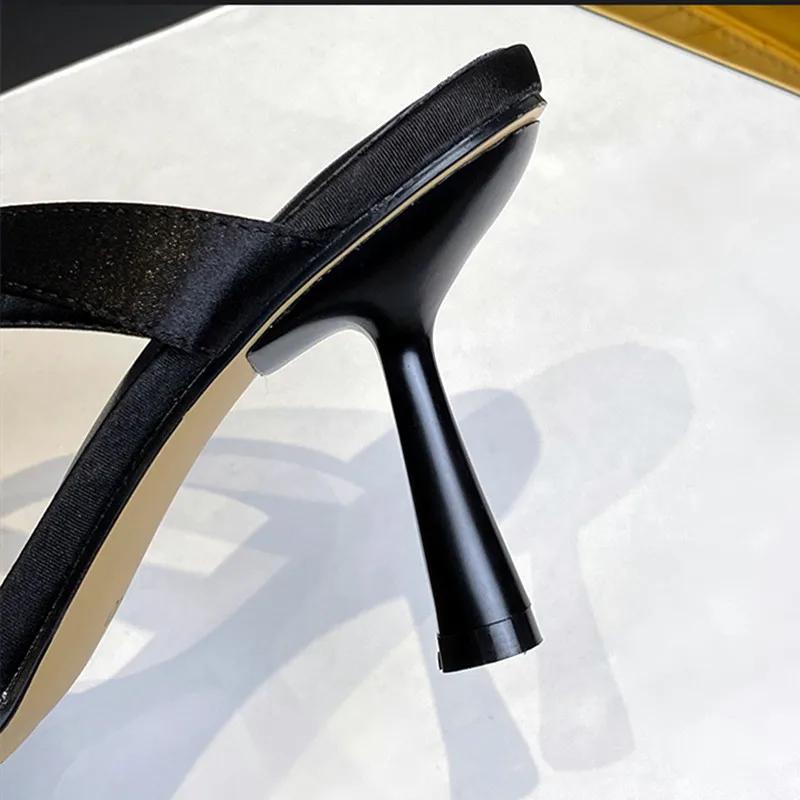 Fashion Sexy Square Toe Black Satin Open Toe Thin High Heeled Sandals Women Summer Luxury Silver Chain Accessories Slide Women Slippers