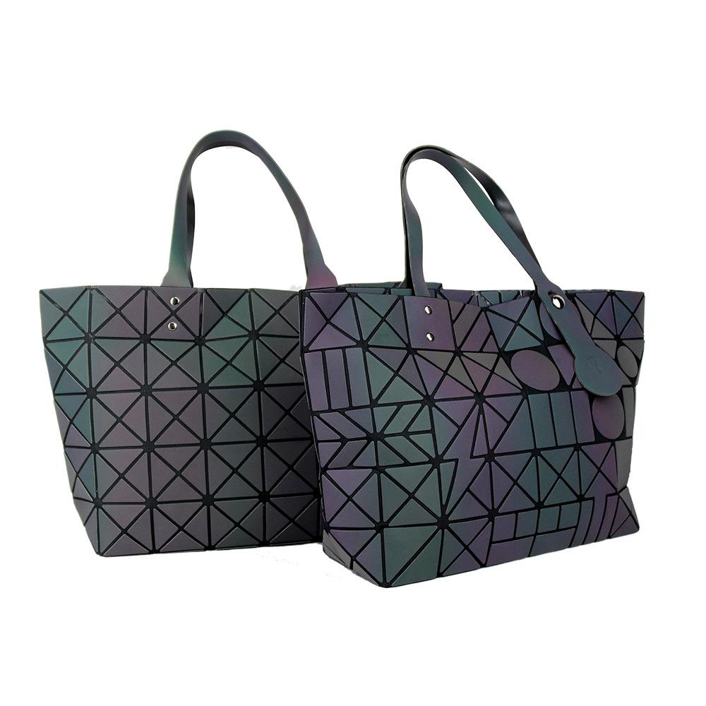 Luminous Variety Folding Women's Bag Same Fashion Geometric Rhombus Color Changing Symphony Bag One Shoulder Handbag Bag