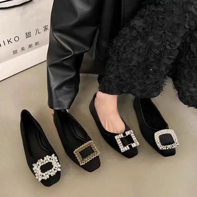 Calzado para mujer – Zapatillas