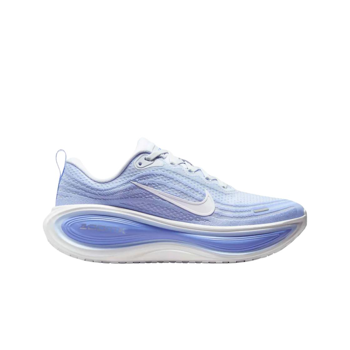 

Женские кроссовки Nike Vomero Plus Football Grey Aluminum Синий Royal-Pulse Белый HV8154-003 36.5