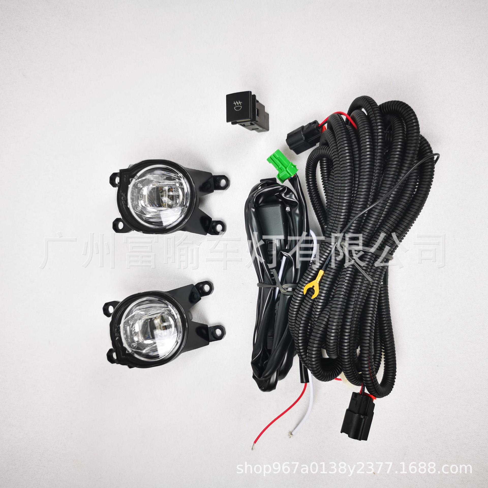 

Совместимая светодиодная противотуманная фара для моделей Corolla 2020 года, Hilux Revo и Yaris Min 102 pcs