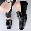 Fashion Men Luxury Comfortable Casual Slip On Non-slip Fashion Metal Buckle Decoration Bean Shoes Snake Skin Pattern Design Loafer Shoes