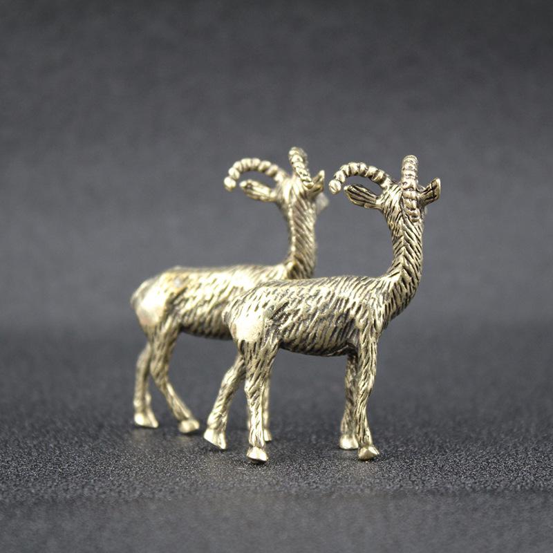 1Pcs Home Office Desktop Decoration Brass Retro Goat Metal Creative Handicraft Ornament Miniatures Tea Pet Figurines