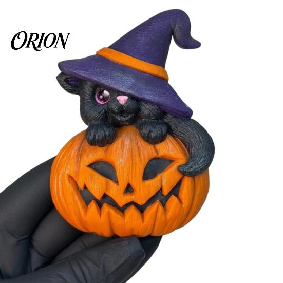 Handmade Resin Ornament for Yard Halloween Ornament, Witch Black Cat Pumpkin Shape, Durable Synthetic Cute Statue Party Weather Resistant Figurine,