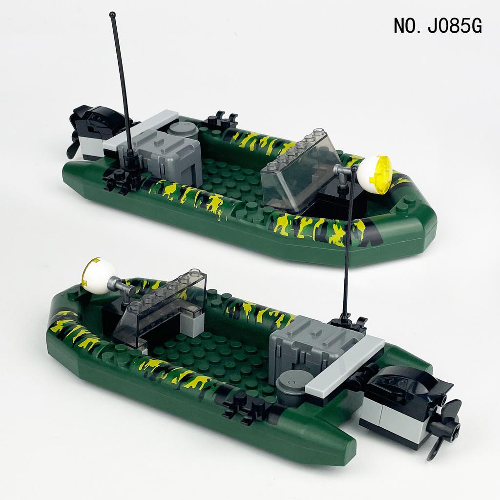 J085G Army Green Assault Boat Building Block Toy Accessories Equipment Box Children Assemble Small Particles