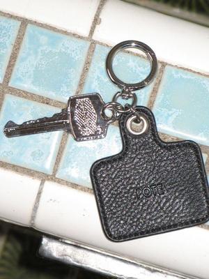 POTE 0009 Key Pendant Keyring_Black
