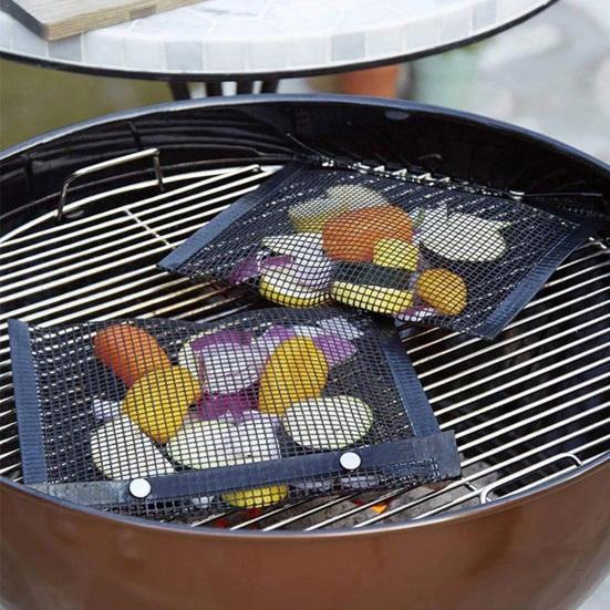 Grill Mesh Bag Non-stick Reusable Outdoor Grill Bag Heat-Resistant BBQ Grilling Accessories for Vegetables Meats Gas Charcoal Smokers Electric Grills