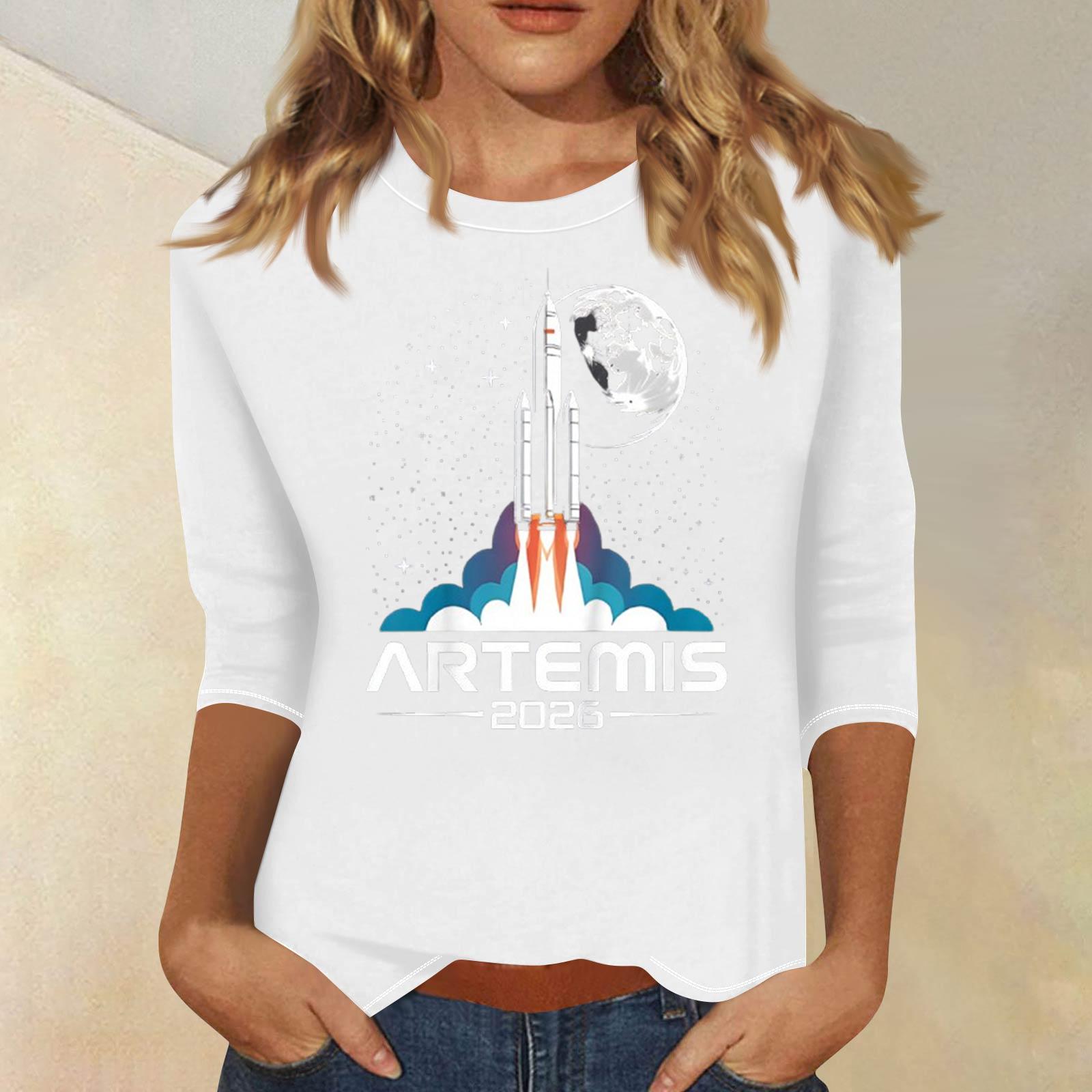 

Women s Casual 3/4 Sleeve Crew Neck T-Shirt with Space Rocket Print Comfortable Fit Lightweight Fabric Suitable for Everyday Wear M білий