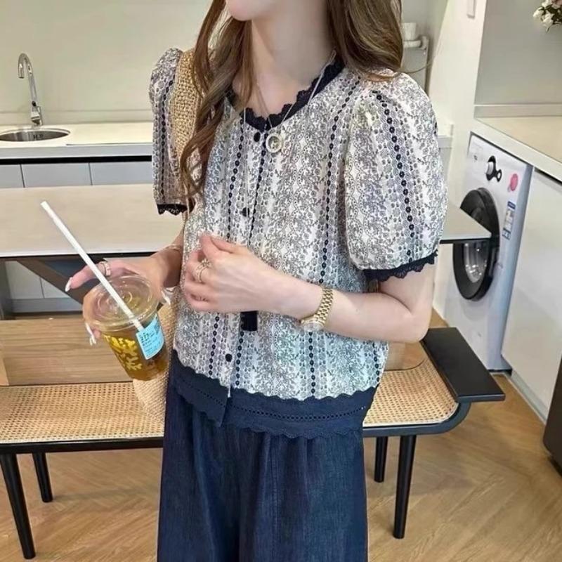 Women Floral Print Lace Trim V Neck Puff Sleeve Button Up Crop Blouse M