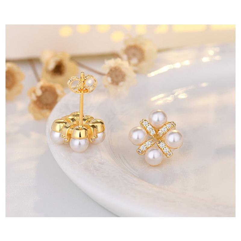 Elegant Fashion Floral Pearl 925 Silver Needle Stud Earrings For Women