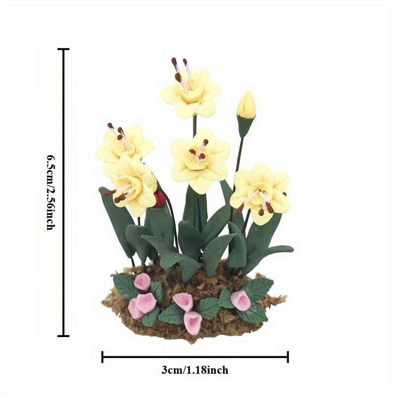 1pcs 1:12Resin Yellow Painting Crafts Miniature Scene Ornaments Pocket Furniture Arrangement Garden Scene Flowers and Greenery Potted Plants