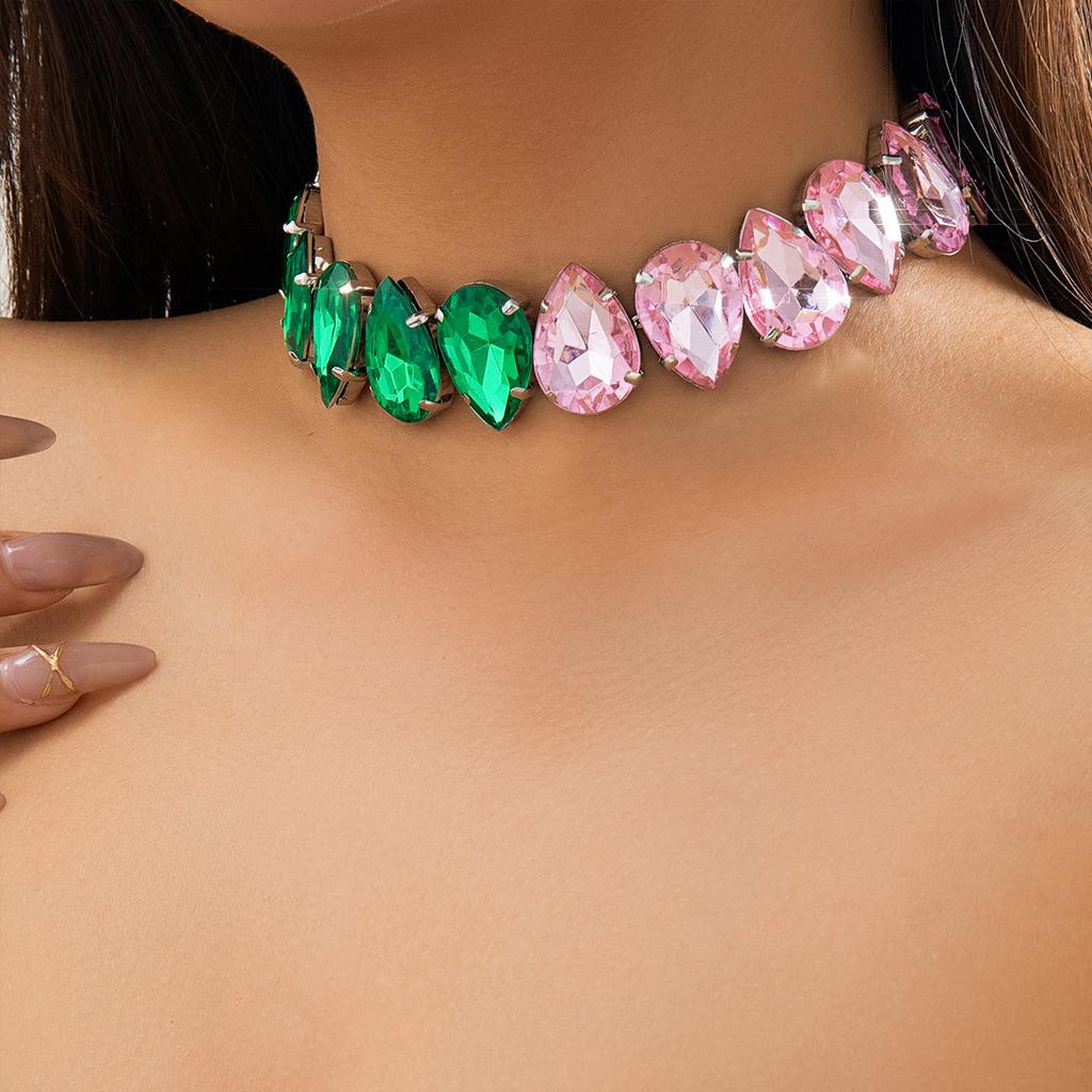 Niche design light luxury full diamond necklace sweet cool tassel rhinestone necklace clavicle chain