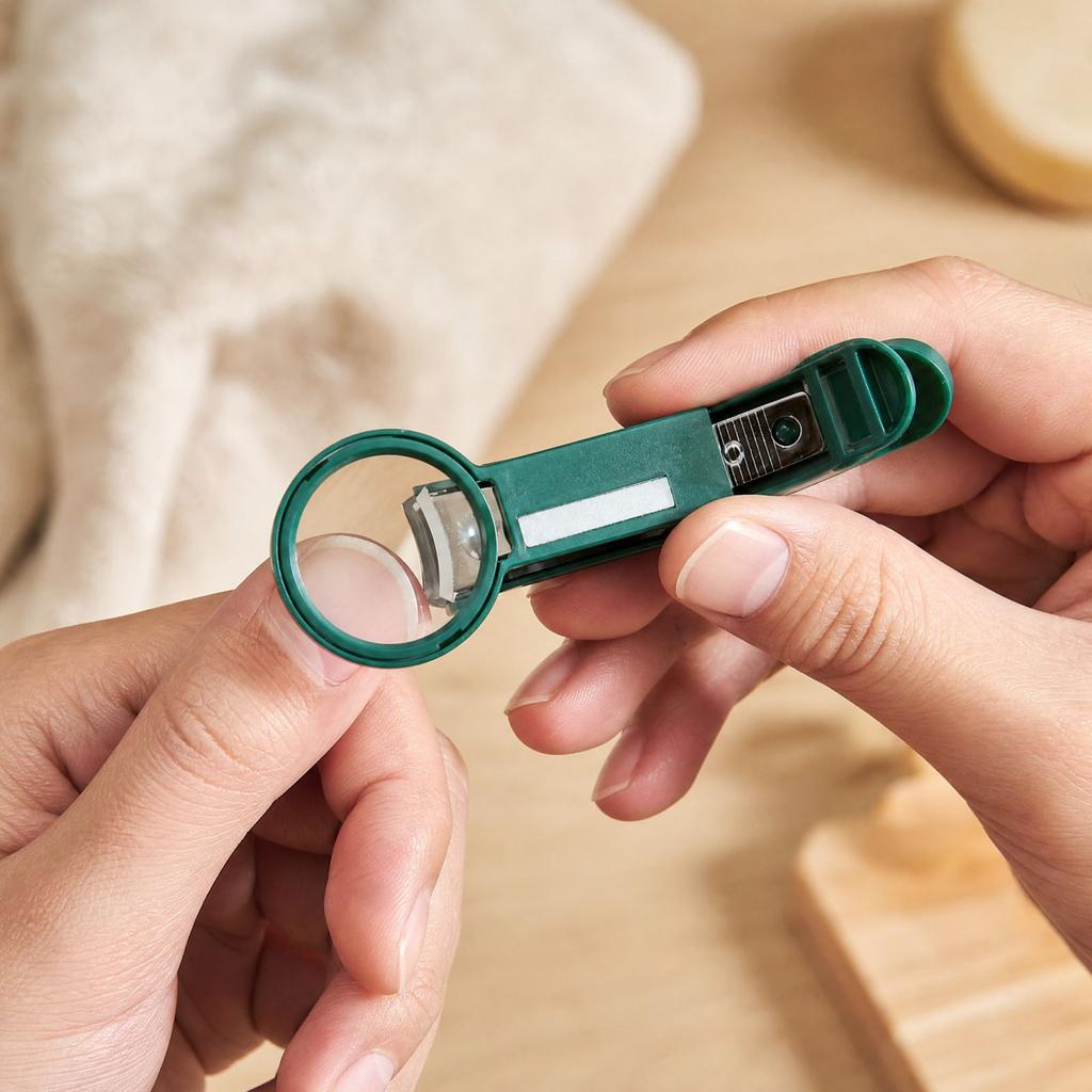 Magnifying Nail Clipper with Built-in Magnifier for Seniors and Adults, Portable Nail