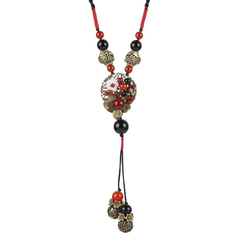 Retro long agate necklace women's versatile fringed pendant pendant temperament high-end sweater chain jewelry