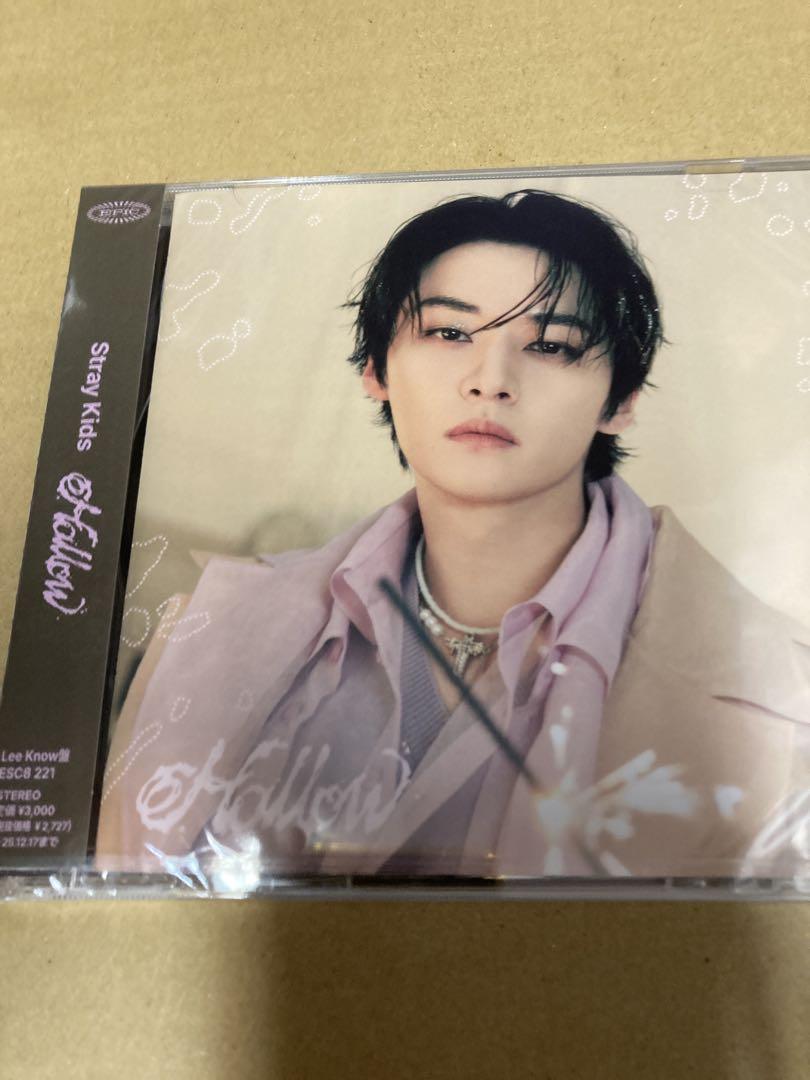 

[USED] Stray Kids Hollow FC Limited Edition Lee Know