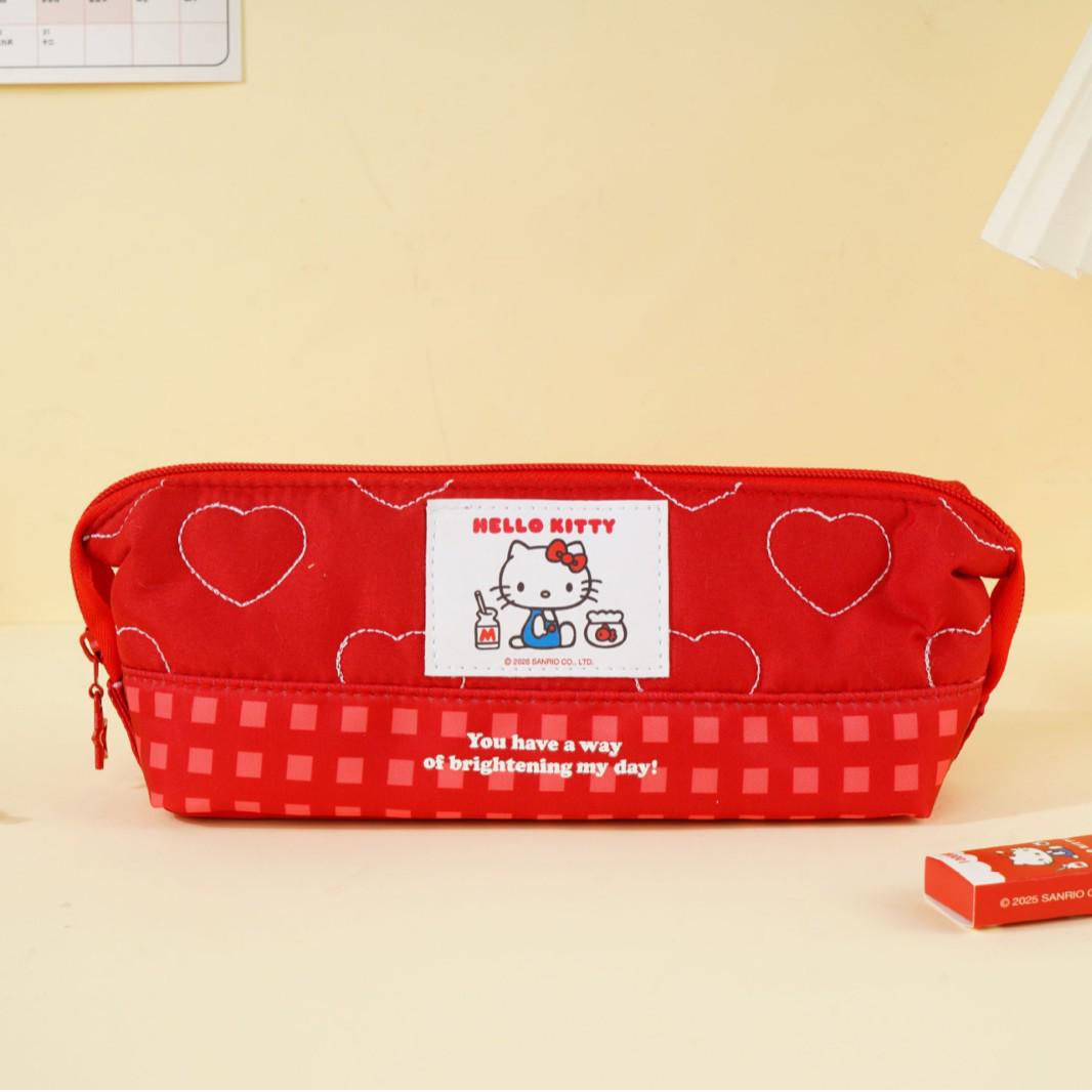 Sanrio Hello Kitty Large Capacity Pencil Case: Cute Portable Stationery Bag for Students