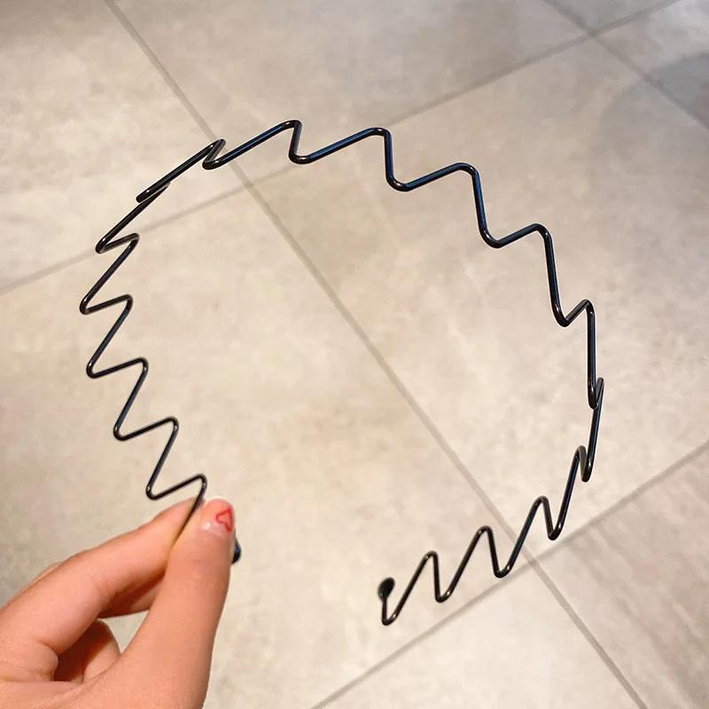 

Мужская повязка на голову, простая невидимая спортивная повязка на голову, модная мужская черная волнистая нескользящая повязка на голову, аксессуары для волос 1pc