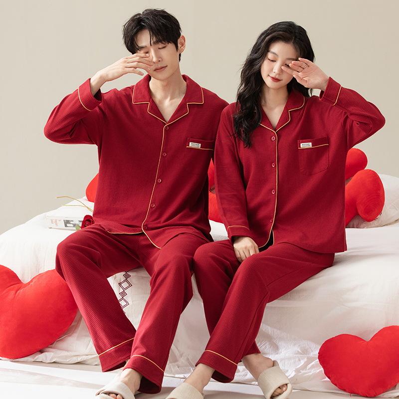 

Красный пижамный комплект в корейском стиле вафли: Кардиган с отложным воротником, длинный рукав, большого размера для мужчин и женщин, для ношения внутри/снаружи, осень. Women s M (70-95 lbs)